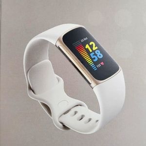 FITBIT CHARGE 5 WHITE BRAND NEW IN BOX